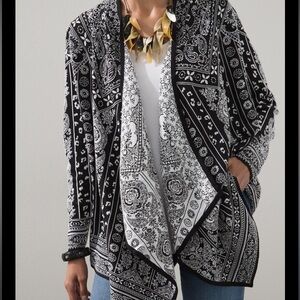 NWOT. Chico’s Bandana Cardigan Size 1 (8/10)